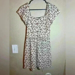 I.N. San Francisco floral dress size small like new